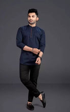 Load image into Gallery viewer, Men Solid Straight Cotton Kurta