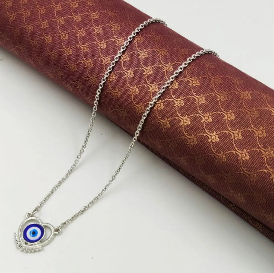 Alluring Alloy Evil Eye Pendant In Chain For Women