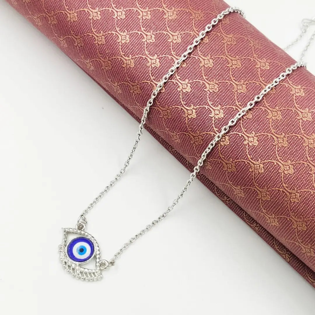 Alluring Alloy Evil Eye Pendant In Chain For Women