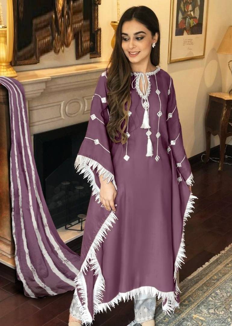 Women Rayon Embroidery Kaftan Kurta