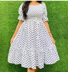 SE Sensational American polka dots dress
