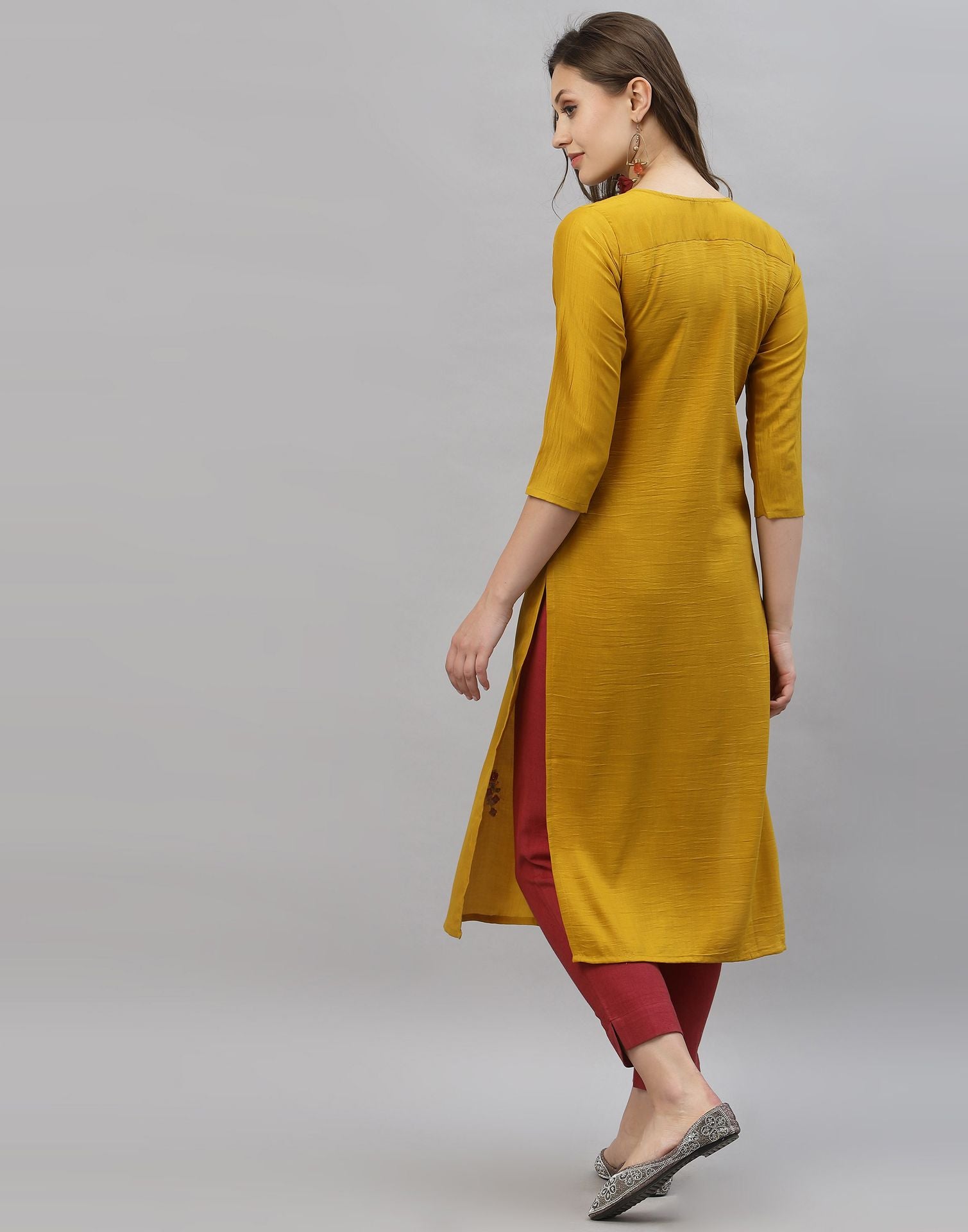 Rayon Women'S Kurti With Duppata,Pant 3 Pis Set O7 Maroon, Dry Clean at Rs  530/piece in Surat