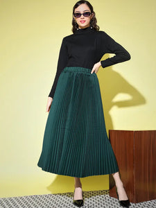 Elegant Green Crepe Solid Skirts For Women
