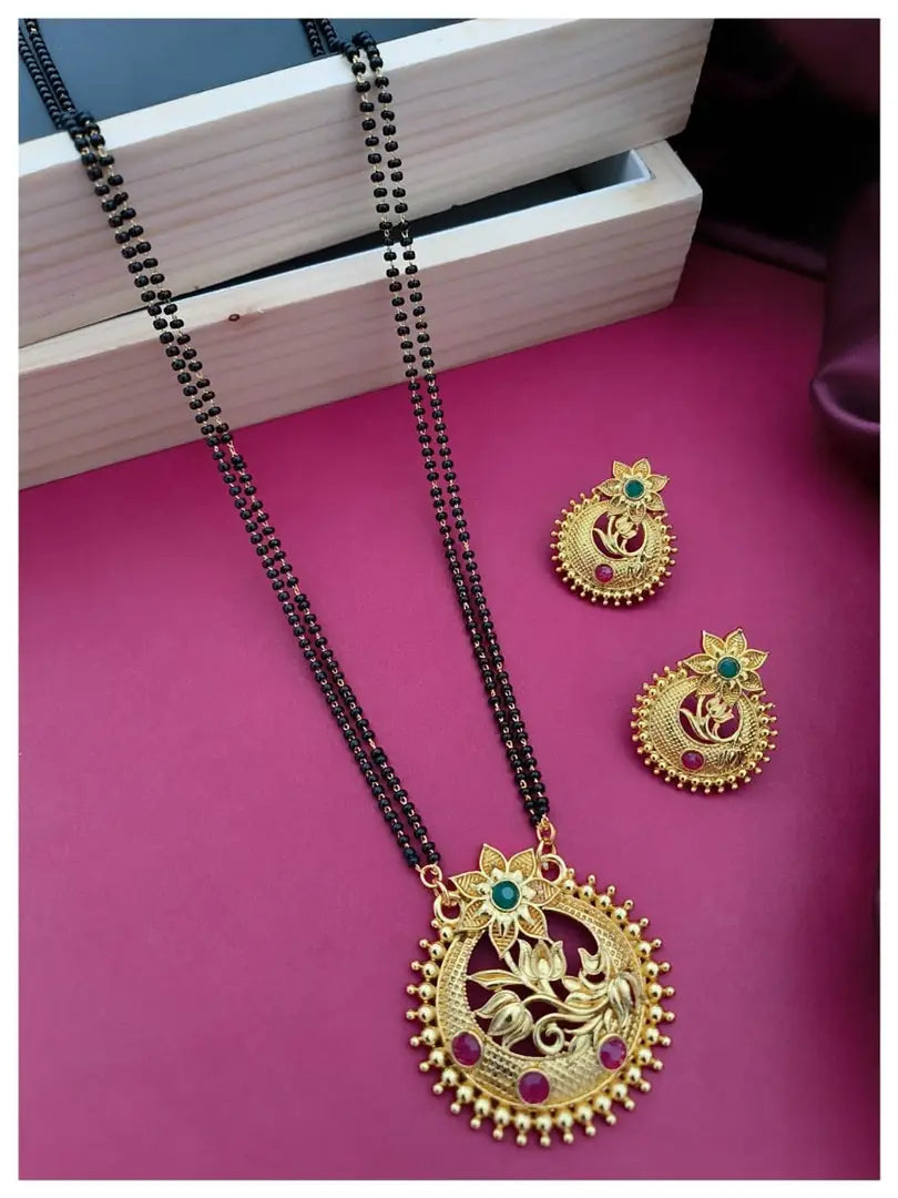 New Stylish Women Mangalsutra Set