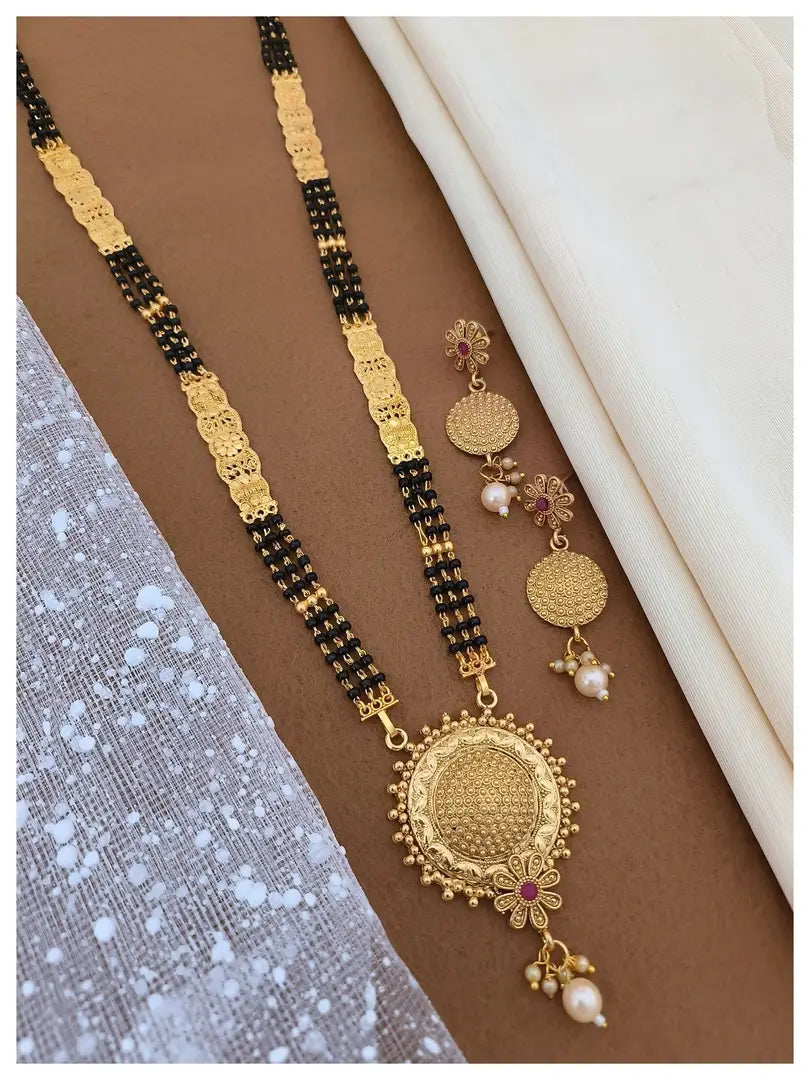 New Stylish Women Mangalsutra Set