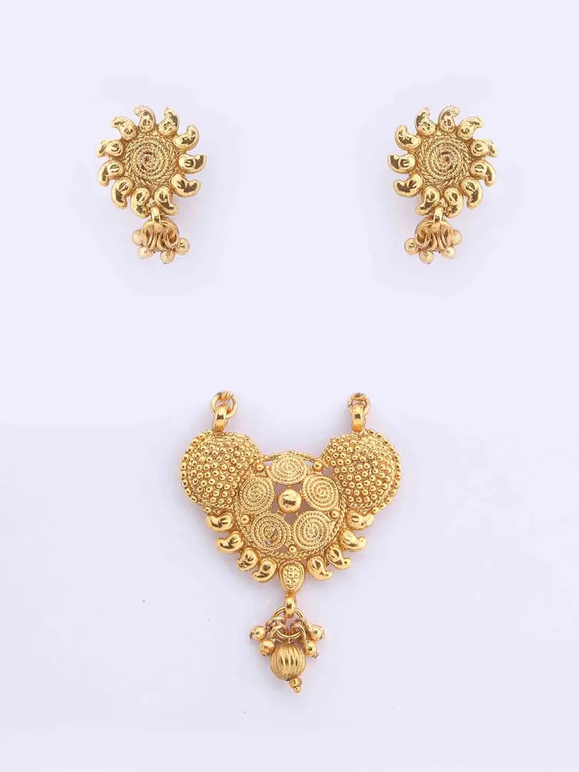 New Stylish Women Mangalsutra Set